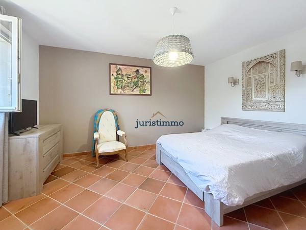 Saint-Restitut (26130) Belle villa avec piscine et studio dans environnement naturel préservé