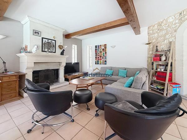 Saint-Restitut (26130) Belle villa avec piscine et studio dans environnement naturel préservé