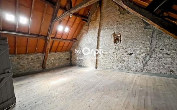 Maison à vendre    5 pièces •  Montvicq