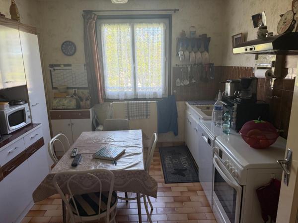 Maison à vendre 4 pièces 90 m2 terrain 719 m2 (71)