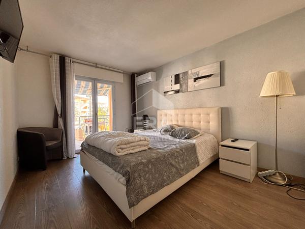 Appartement Port Frejus 4 pièce(s) 76.65 m2