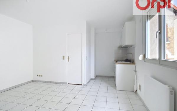 Appartement à louer    2 pièces • 23,21 m2 Choisy-le-Roi