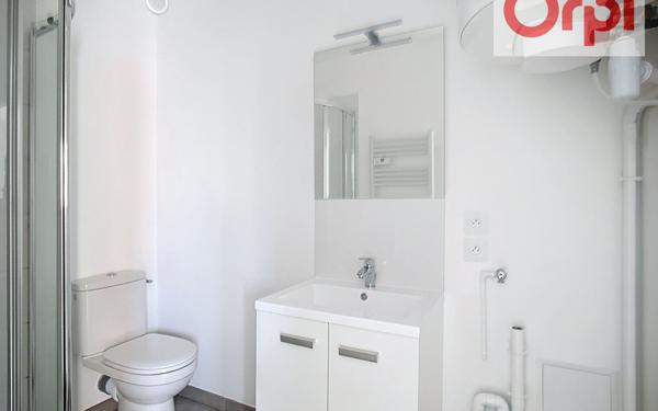 Appartement à louer    2 pièces • 23,21 m2 Choisy-le-Roi