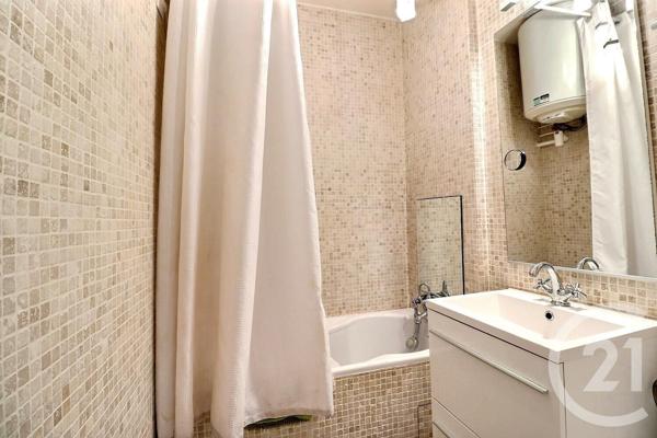 Appartement F2 à vendre  2 pièces - 26,02 m2 LES LILAS - 93