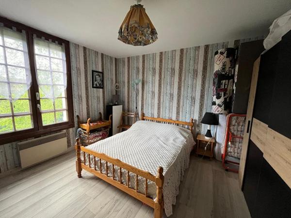 Authentique longère avec piscine, dépendances et belles prestations ? Cadre bucolique garanti