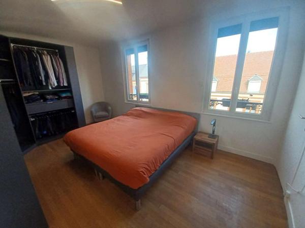 PROPRIETE - MAISON DE MAITRE L'AIGLE 12 pièce(s) 285 m2 avec piscine couverte