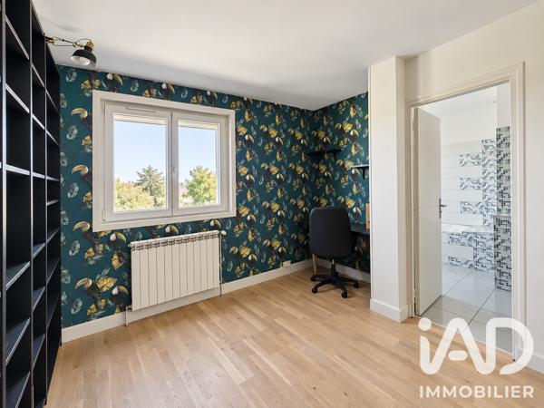 Maison à vendre 5 pièces 138,96 m² Châtel-Guyon