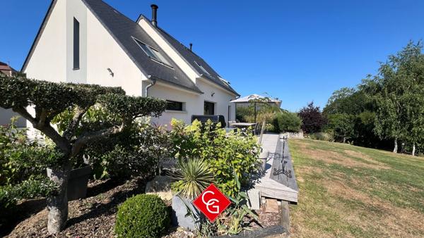 Maison contemporaine double garage-atelier-pièce de loisir- en exclusivité SOUS-COMPROMIS