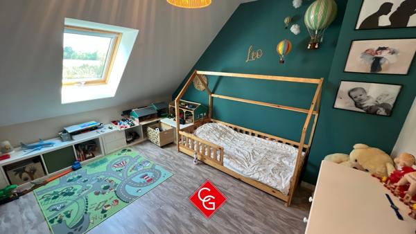 Maison contemporaine double garage-atelier-pièce de loisir- en exclusivité SOUS-COMPROMIS