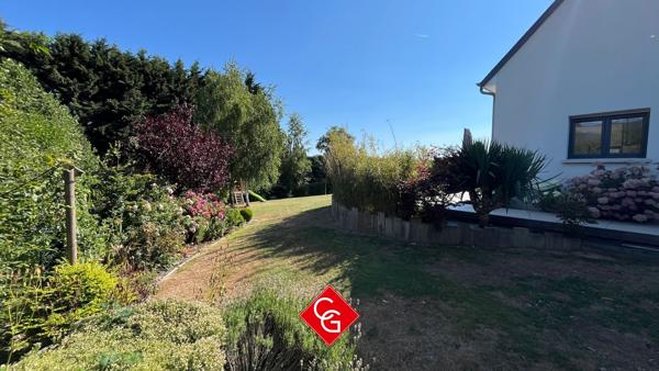 Maison contemporaine double garage-atelier-pièce de loisir- en exclusivité SOUS-COMPROMIS