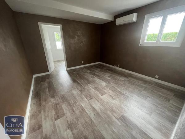 Appartement à louer 2 pièces 45.28m² Istres (13800)