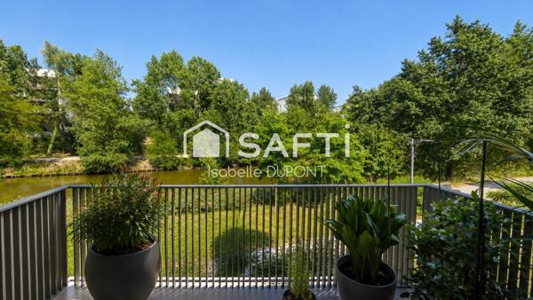 T3/T4 récent, 86 m², ascenseur,  2 balcons, 2 parkings