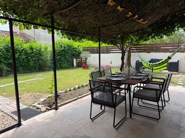 Maison
         4 pièces
        - 90 m² Exclusivité 175 000 € *