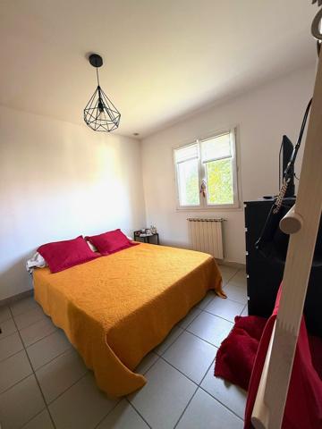Maison
         4 pièces
        - 90 m² Exclusivité 175 000 € *