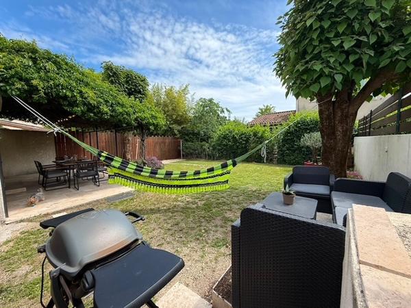 Maison
         4 pièces
        - 90 m² Exclusivité 175 000 € *