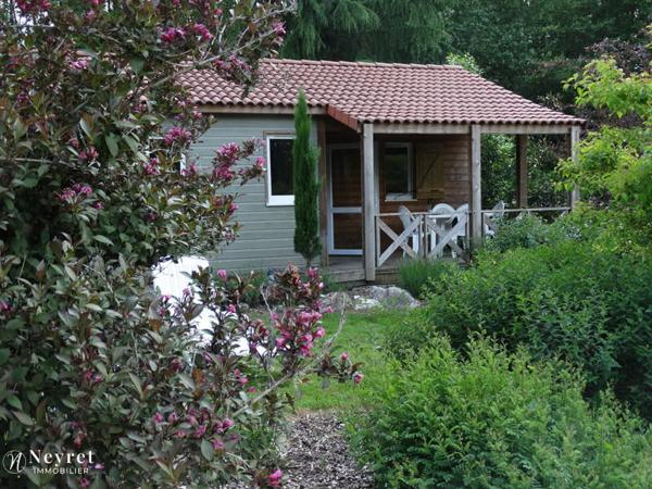 Propriété composée de cinq chalets et deux étangs