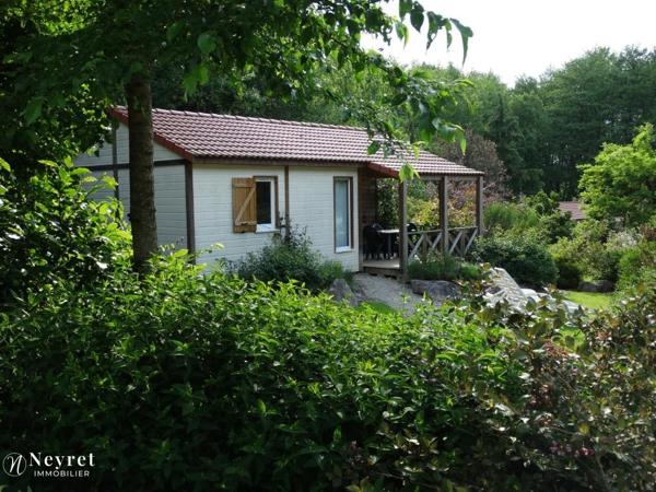 Propriété composée de cinq chalets et deux étangs