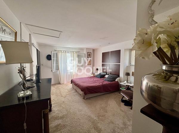 Maison de caractère 210 m² avec piscine - Secteur prisé du Payaud à Puilboreau