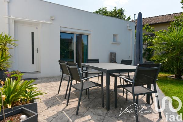 House for sale 5 rooms 144 m² Aulnay-sous-Bois