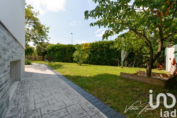 House for sale 5 rooms 144 m² Aulnay-sous-Bois