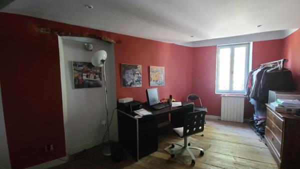 Vitrolles Village, Maison  T5 avec 4 chambres, terrasse, garage au vieux village