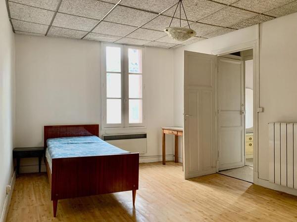 Vente maison de ville centre de Cahors, 2 chambres, 55 m2 avec cave