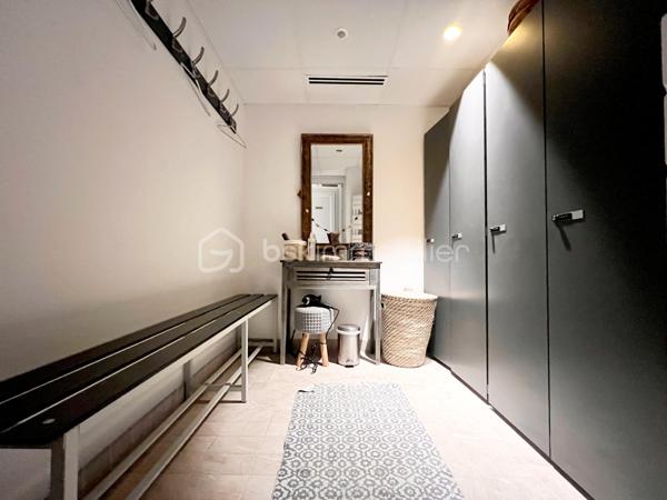 Immeuble mixte de 783 m²
