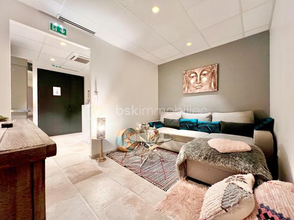 Immeuble mixte de 783 m²