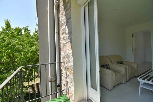 Appartement lumineux, refait à neuf avec balcon SAINT MARTIN DE VALAMAS (07)
