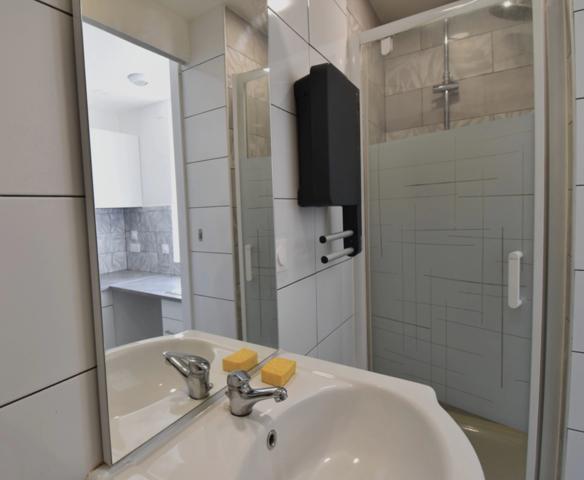 Appartement lumineux, refait à neuf avec balcon SAINT MARTIN DE VALAMAS (07)