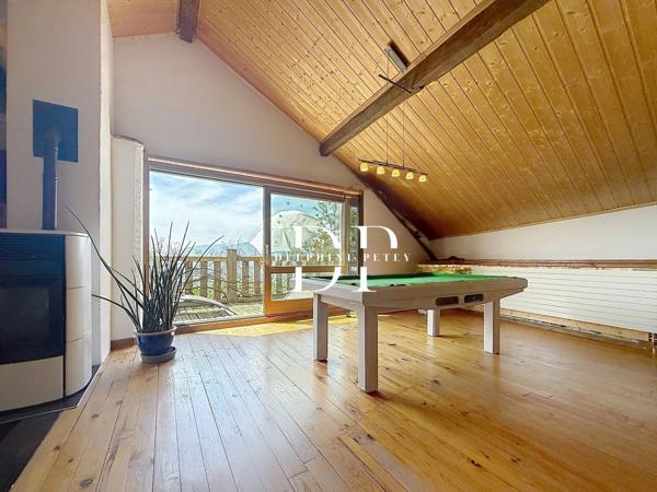 Lucinges, Maison à vendre 4 pièces de 134 m2 (74) Terrain d'env. 450 m2