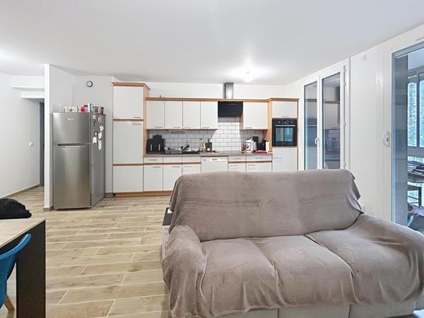 A saisir : Superbe T4 entièrement rénovée - Digoin