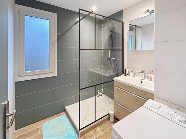 A saisir : Superbe T4 entièrement rénovée - Digoin