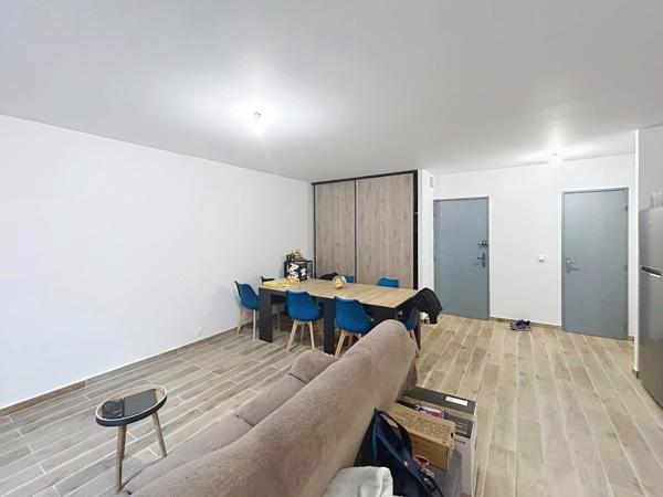 A saisir : Superbe T4 entièrement rénovée - Digoin