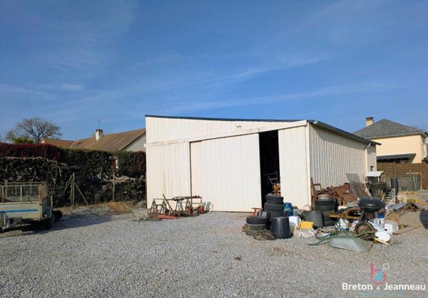 Maison de plain-pied sur 1 ha 74 secteur Evron