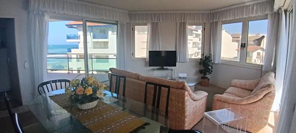 Hendaye plage bel appartement traversant avec parking