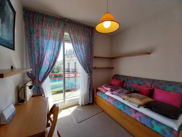 Hendaye plage bel appartement traversant avec parking