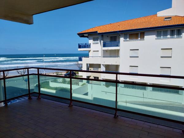 Hendaye plage bel appartement traversant avec parking