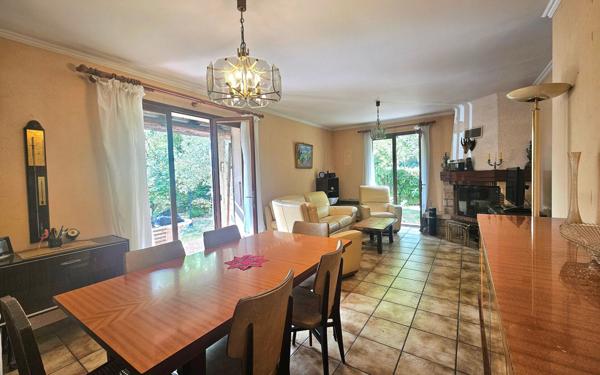 Maison à vendre    4 pièces •  Le Cailar