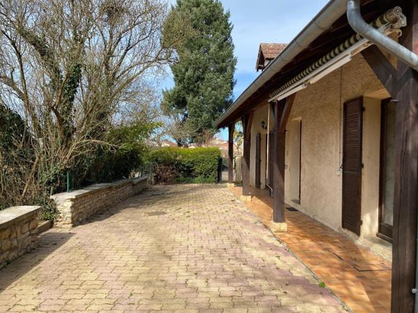 Maison à vendre à Paray-le-Monial en Saône-et-Loire (71600), ref : M-E-CA   
NORD