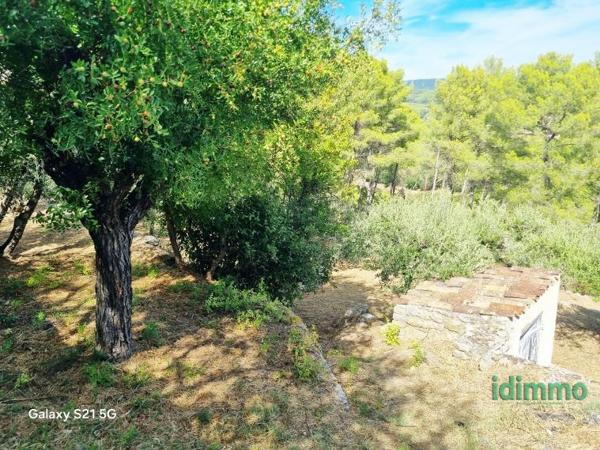 A découvrir Flayosc cette jolie villa F8 200m piscine terrasse sur 1448m terrain 475000€ dpe d Flayosc (83780)