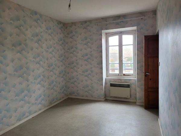 Vente Maison 7 pièces 175 m2 à Alaigne