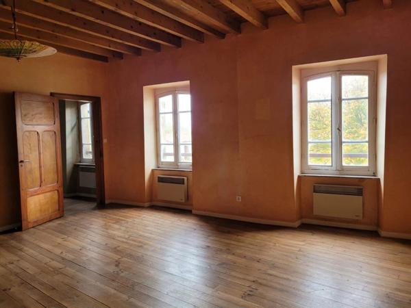Vente Maison 7 pièces 175 m2 à Alaigne