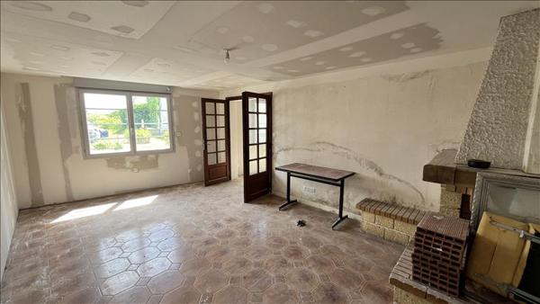 Maison à vendre |  Baignes-Sainte-Radegonde |  10 pièces | 215 m²