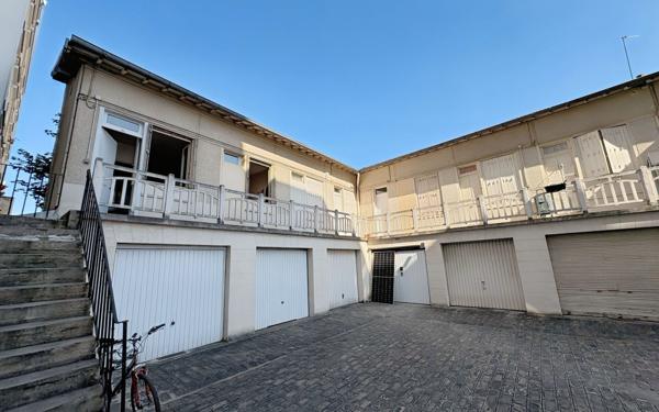 Appartement à vendre    2 pièces • 18,46 m2 Issy-les-Moulineaux