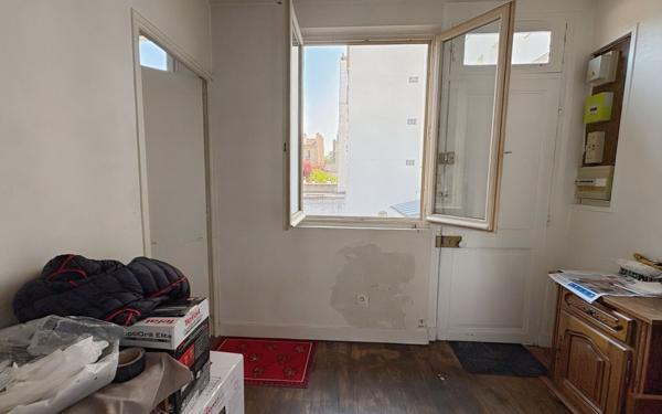 Appartement à vendre    2 pièces • 18,46 m2 Issy-les-Moulineaux