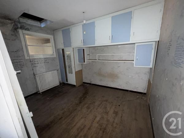 Appartement T8 à vendre  8 pièces - 123,20 m2 VILLENEUVE SUR LOT - 47