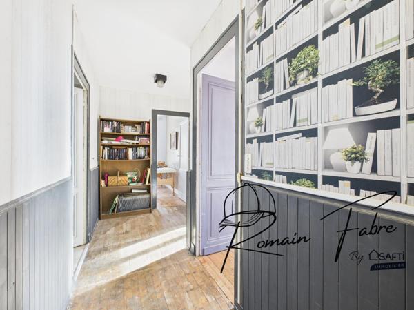 Maison en pierre avec 3 chambres avec jardin et parking privatif