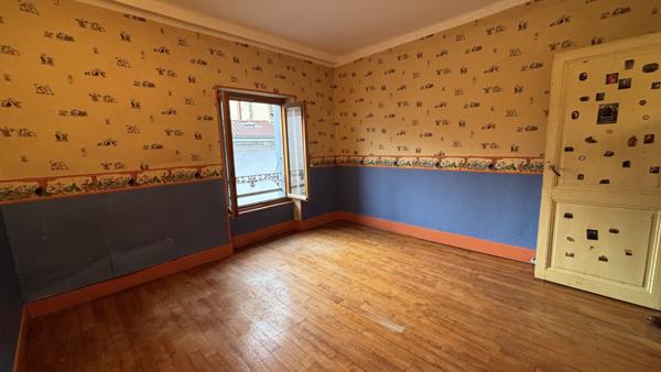 Maison
         6 pièces
        - 170 m² 116 000 € *