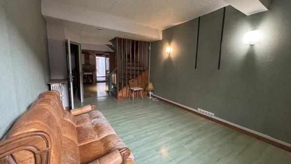 Maison
         6 pièces
        - 170 m² 116 000 € *